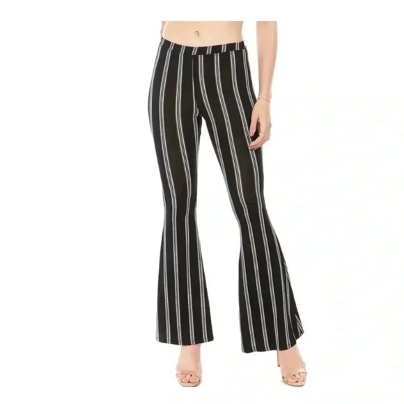 🆕Boho Vibes Black & White Stripe Flared Pants🆕 - Picture 2 of 10
